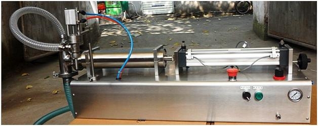 Liquid Filling Machine  GIWY 1000 ( 100-1000ml)